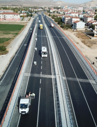 Konya-Akşehir Yolu Sanat Yapıları Ve Yol Yapım İşi