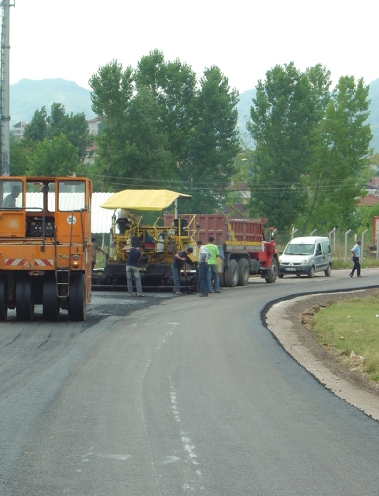 Derince İlçesi Muhtelif Caddelerin Yol Üst Yapı Düzenleme İşi