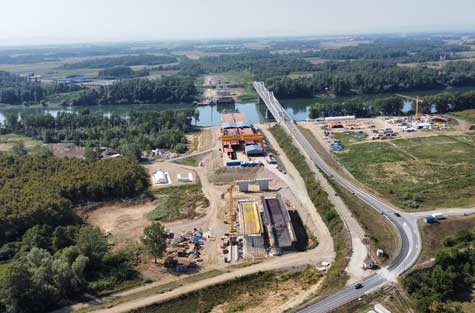 KUZMIN-SREMSKA RAÇA ROAD