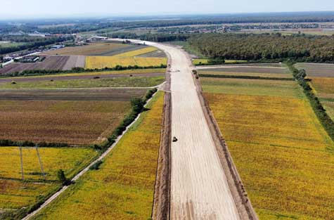 KUZMIN-SREMSKA RAÇA ROAD