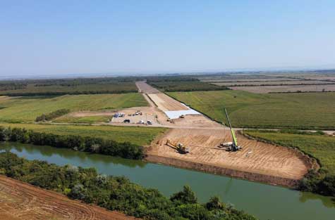 KUZMIN-SREMSKA RAÇA ROAD