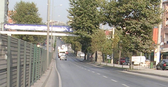 NATIONALSTRASSE IZMIT-YALOVA AN DER GÖLCÜK PASSAGE BELAGSARBEITEN