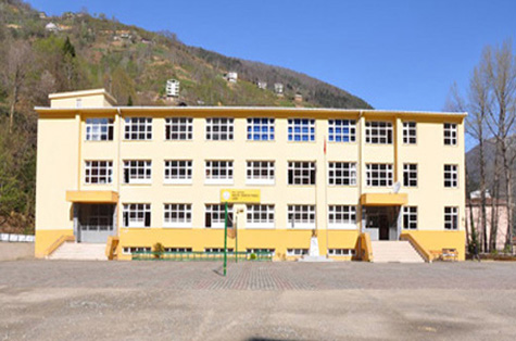 Rize İkiz Dere Fazliye Hüseyin Turanlı Lisesi
